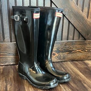 Hunter Glossy Black Rain Boots